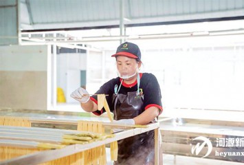 產(chǎn)業(yè)建設“大會戰(zhàn)”|實現(xiàn)聯(lián)農(nóng)帶農(nóng) 促進鄉(xiāng)村振興 和平縣熱水鎮(zhèn)推動六大產(chǎn)業(yè)齊頭并進